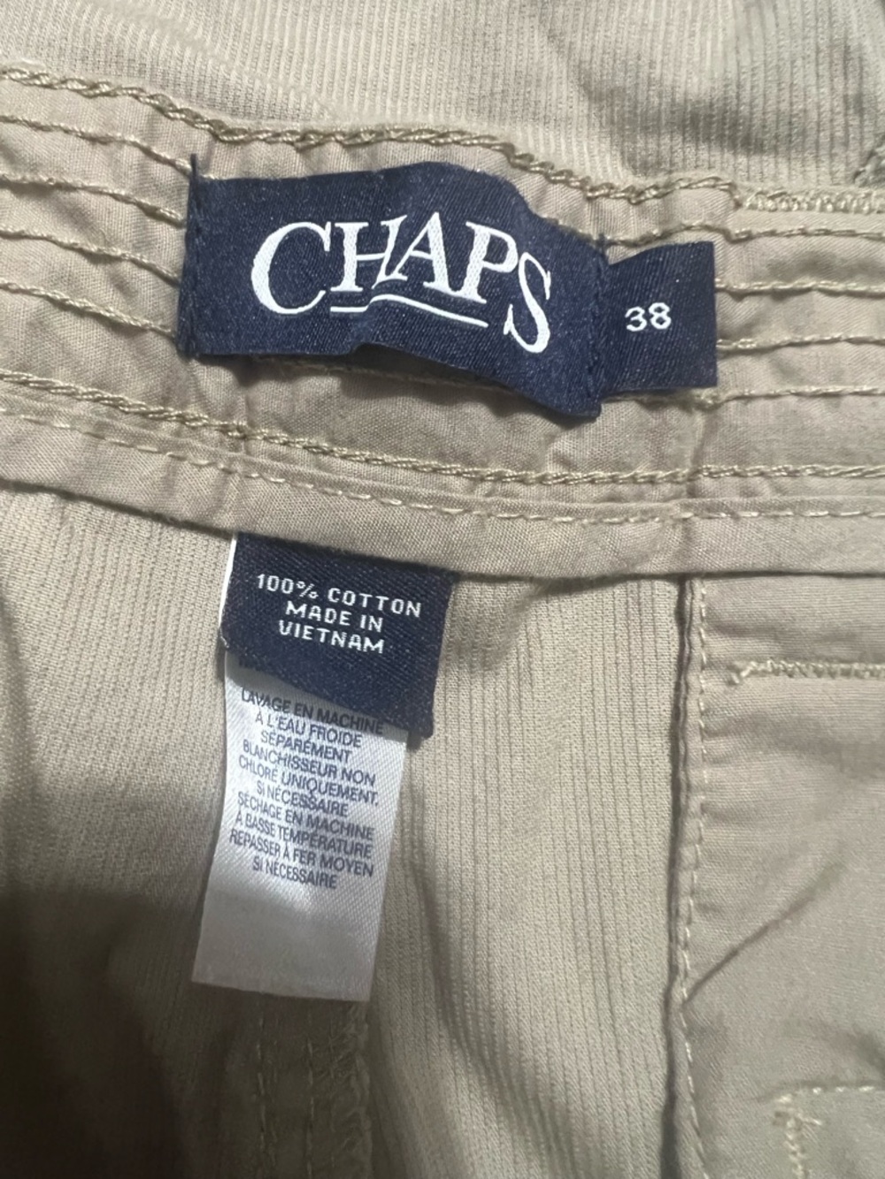 Chaps Men's Cargo Shorts in Khaki Tan - Picture 5 of 5